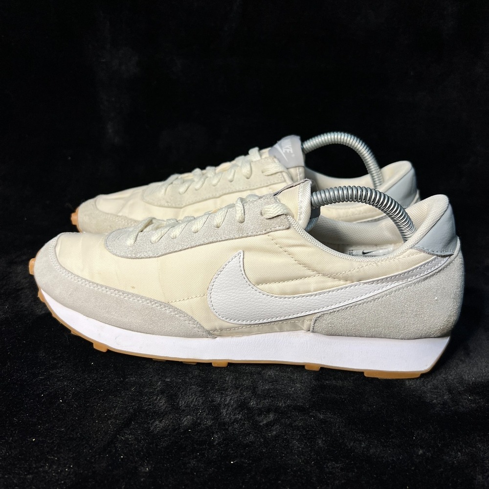 Nike Daybreak CK2351-101 Women's 10 Running Shoes Summit White Pale‎ Sneakers